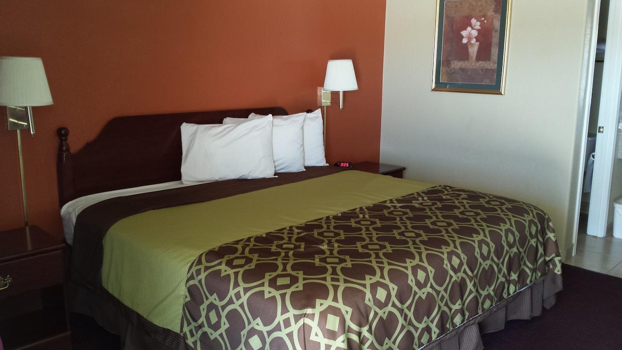 Deluxe Inn Stamford Eksteriør billede
